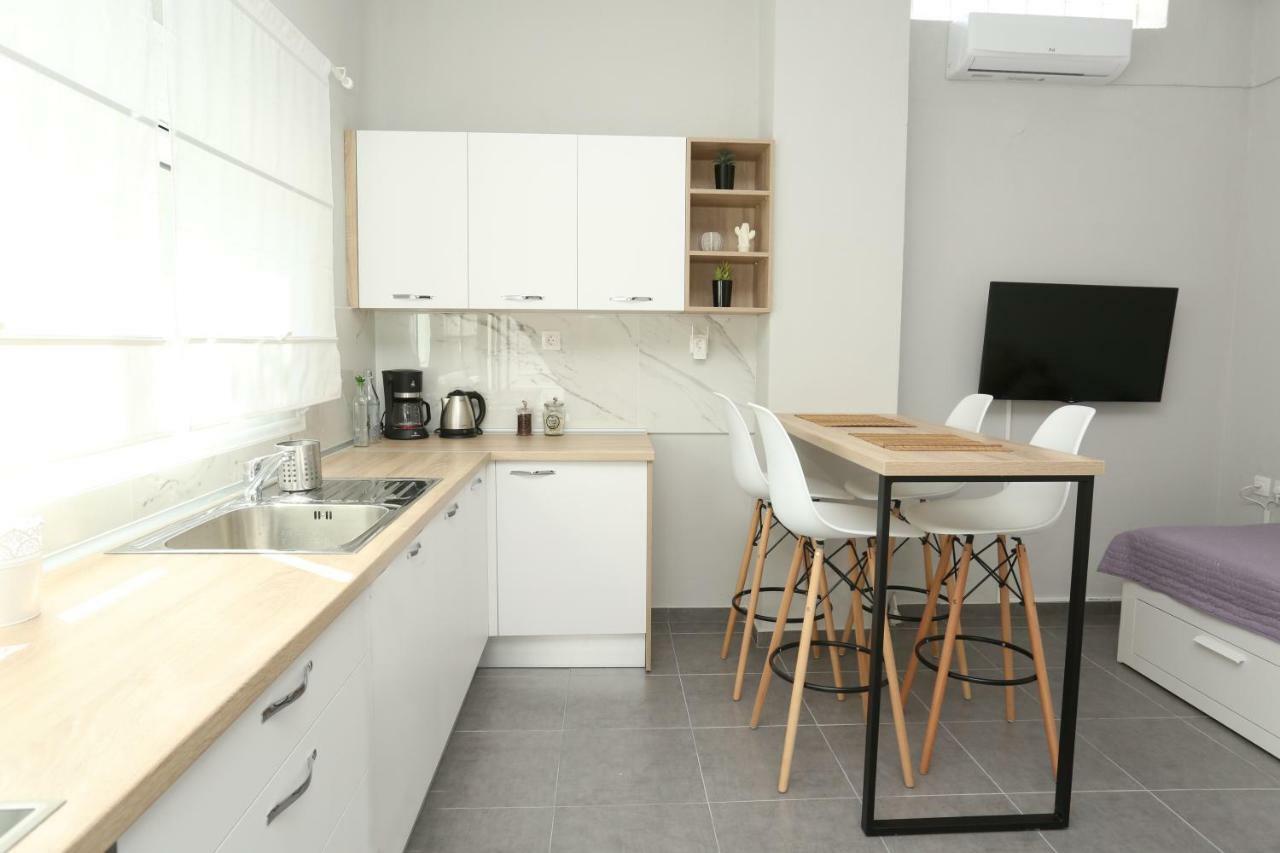 Polychrono Suite 2 Exterior photo